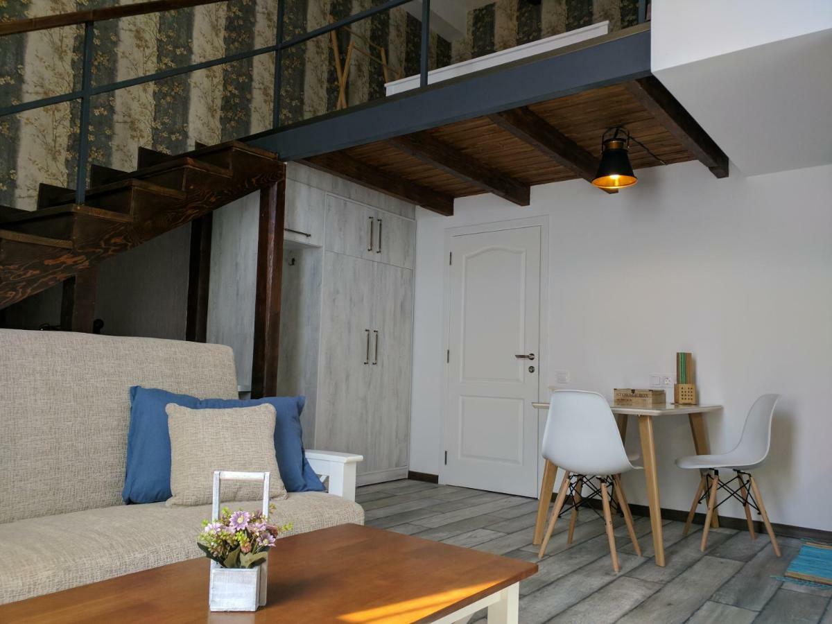 Cozy Studios On Freedom Square 第比利斯 外观 照片