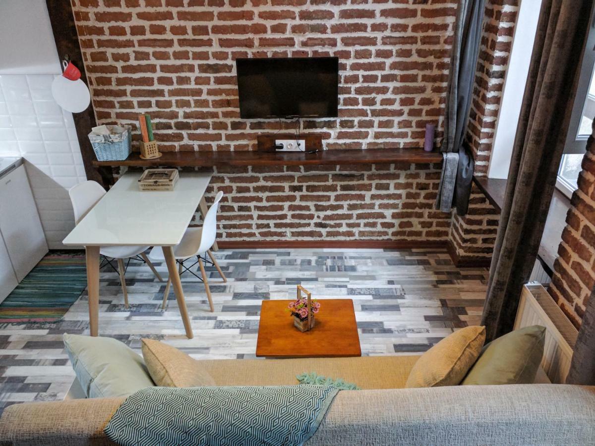 Cozy Studios On Freedom Square 第比利斯 外观 照片